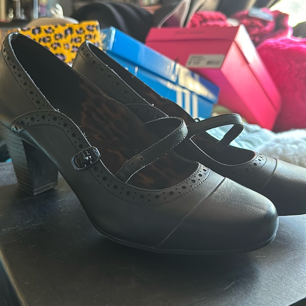 Clark’s black Maryjane heels